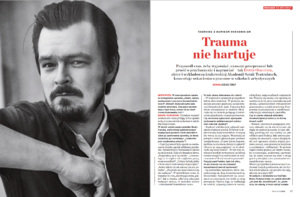 Read more about the article „Trauma nie hartuje”. Rozmowa z Dawidem Ogrodnikiem w „Newsweeku”